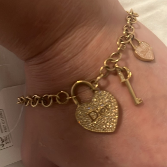 CHRISTIAN DIOR Women’s Charm Bracelet. ✨Pink & Clear Crystals✨ADORABLE - Picture 3 of 11
